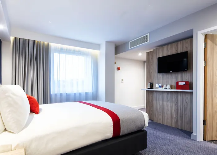 Hotel Express Centre By Ihg