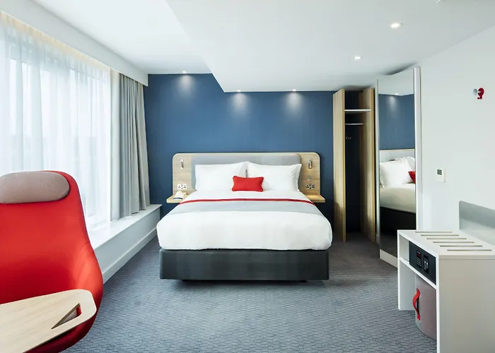Hotel Express Centre By Ihg