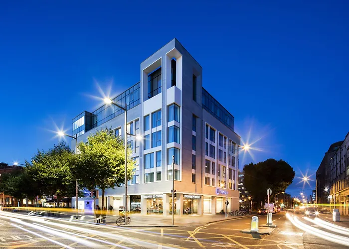 Express Centre By Ihg