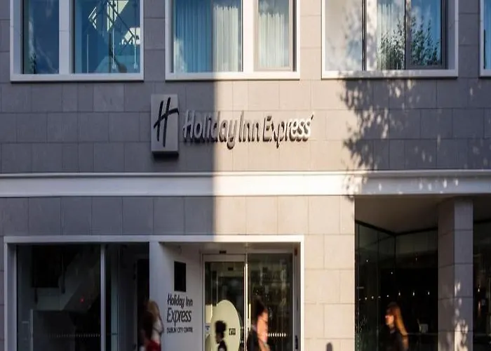 Express Centre By Ihg Hotel