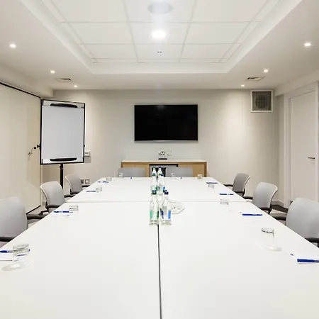 Express Centre By Ihg 3* Dublino