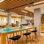 Express Centre By Ihg