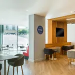 Express Centre By Ihg Hotel 3*