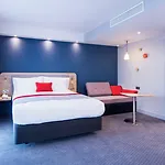 Express Centre By Ihg 3*