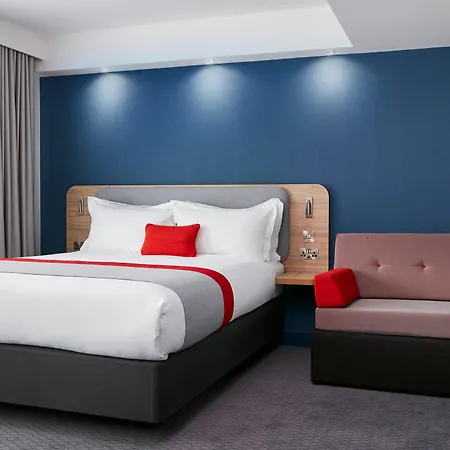 Express Centre By Ihg 3*