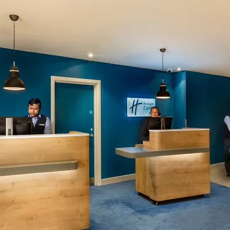 Hotel Express Centre By Ihg Dublin