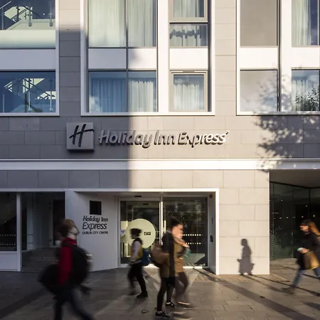 Express Centre By Ihg Otel 3*