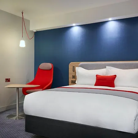 Express Centre By Ihg Отель