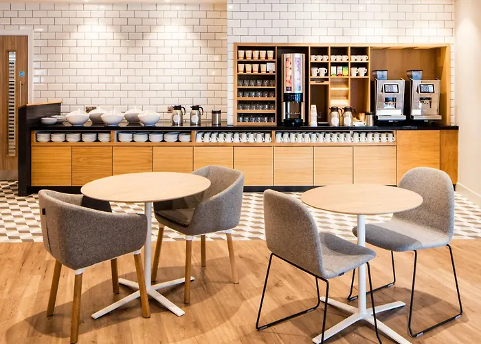 Express Centre By Ihg 3*