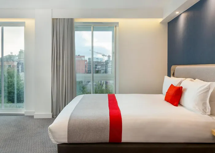 Express Centre By Ihg 3*