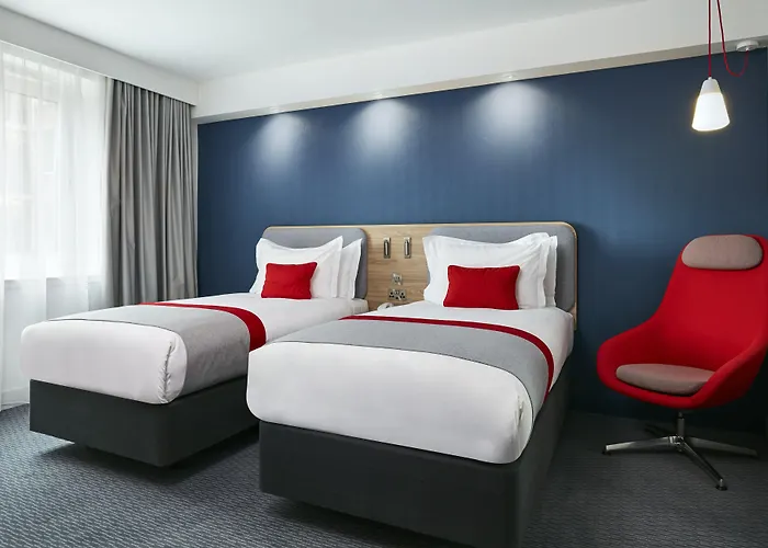 Express Centre By Ihg Otel 3*
