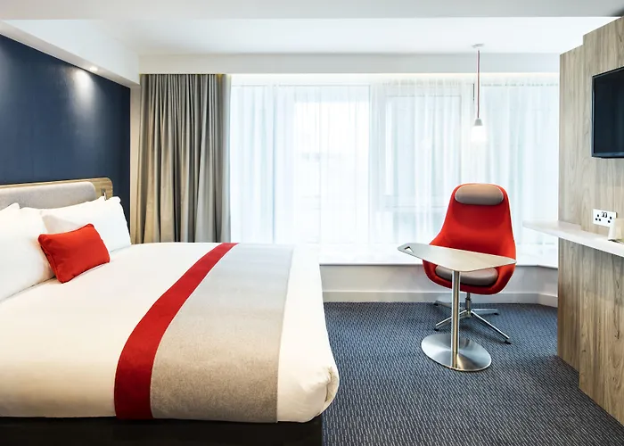 Hotel Express Centre By Ihg