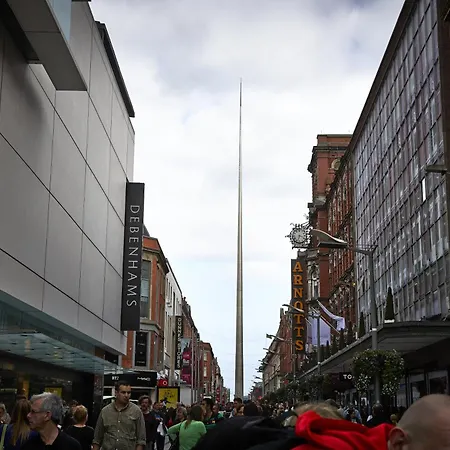 Express Centre By Ihg فندق