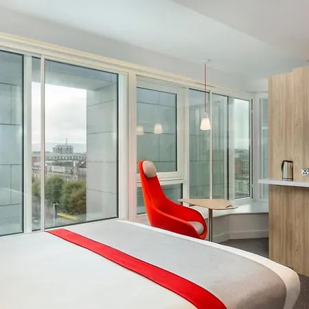Отель Express Centre By Ihg