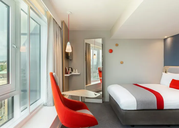 Express Centre By Ihg